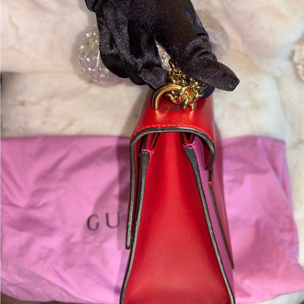 Large Gucci Pink & Red Leather Purse with Gold Lock/Key/Chain & COA - Picture 16 of 16